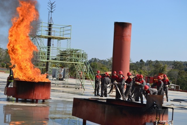 treinamento-brigada-incendio-01.jpg