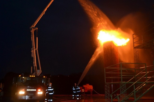 Formação de bombeiro civil